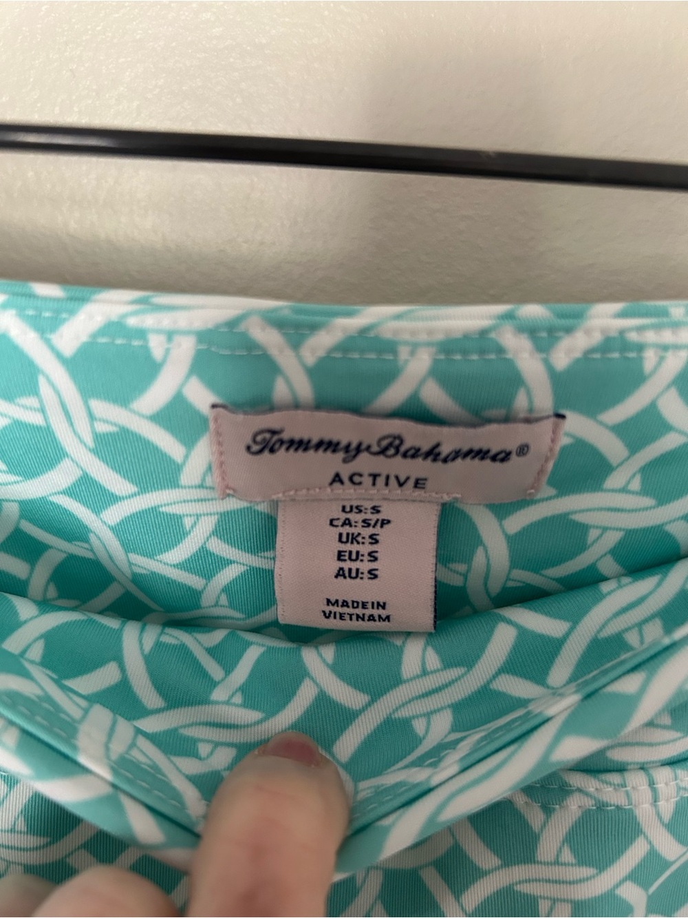 Tommy Bahama Aqua and White Geometric Golf Skort - Picture 2 of 6
